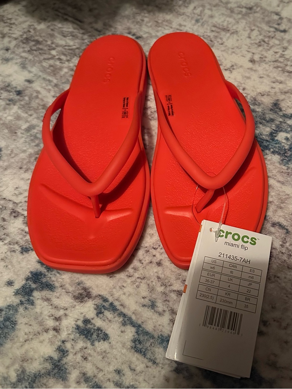 CROCS Women's Miami Flip in Bright Orange-Red size 6